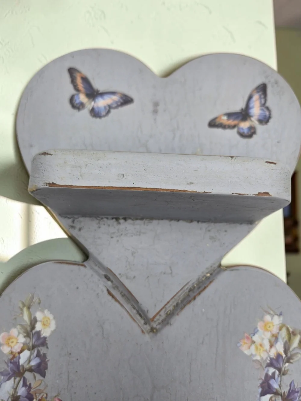 Vintage Style Heart Wall Shelf Hand Painted Floral Shabby Chic Cottage Decor